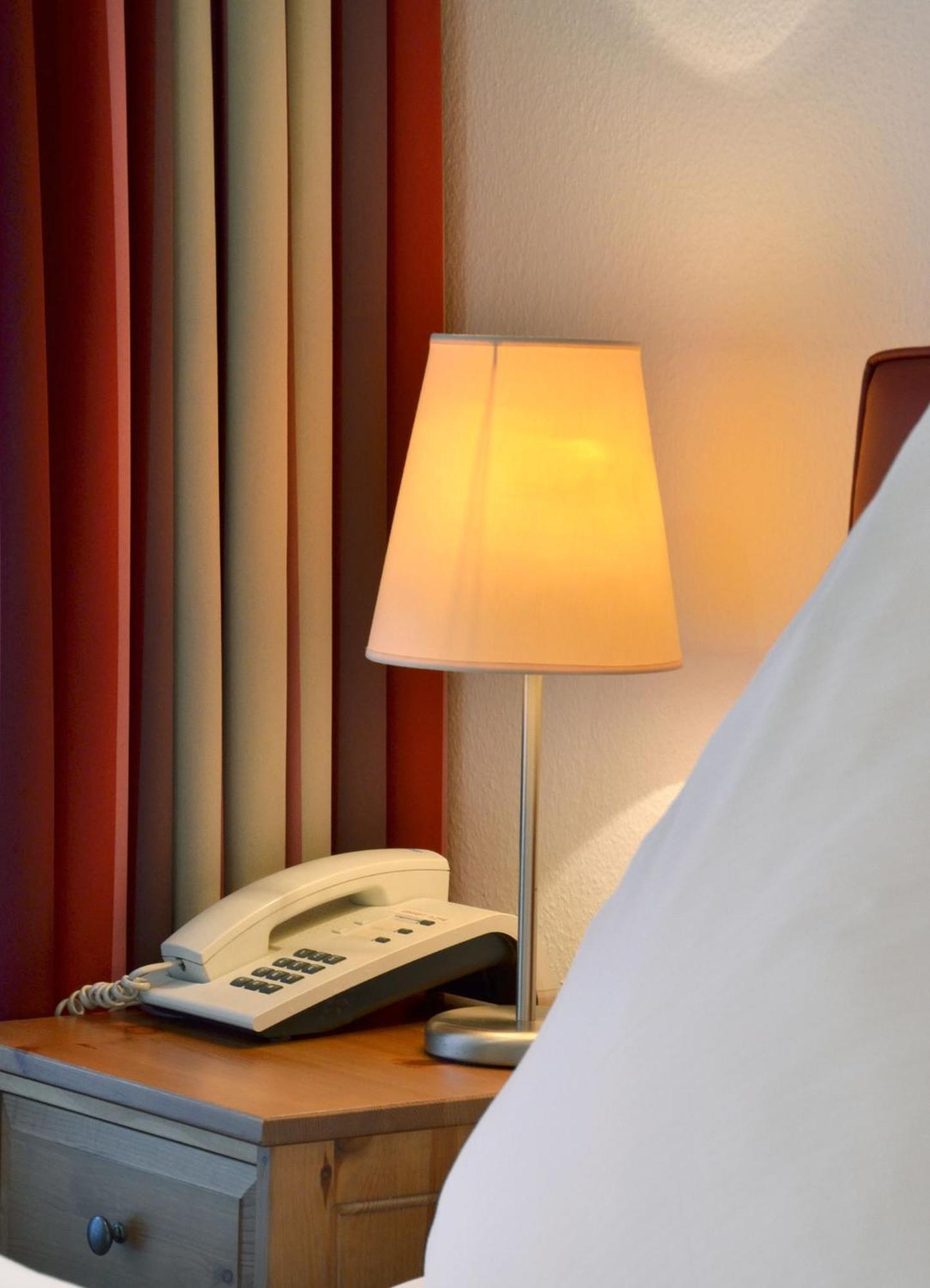 Hotel Im Kupferkessel Koln Bagian luar foto